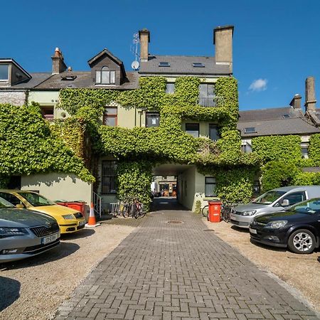 Charming City Centre Guest House Galway Buitenkant foto